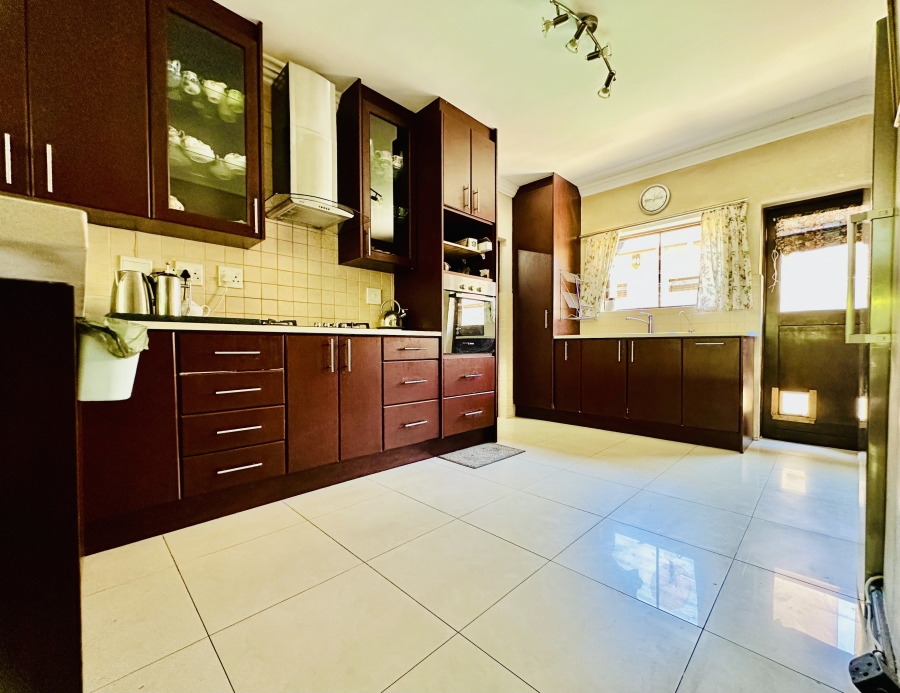 3 Bedroom Property for Sale in Sandbaai Western Cape